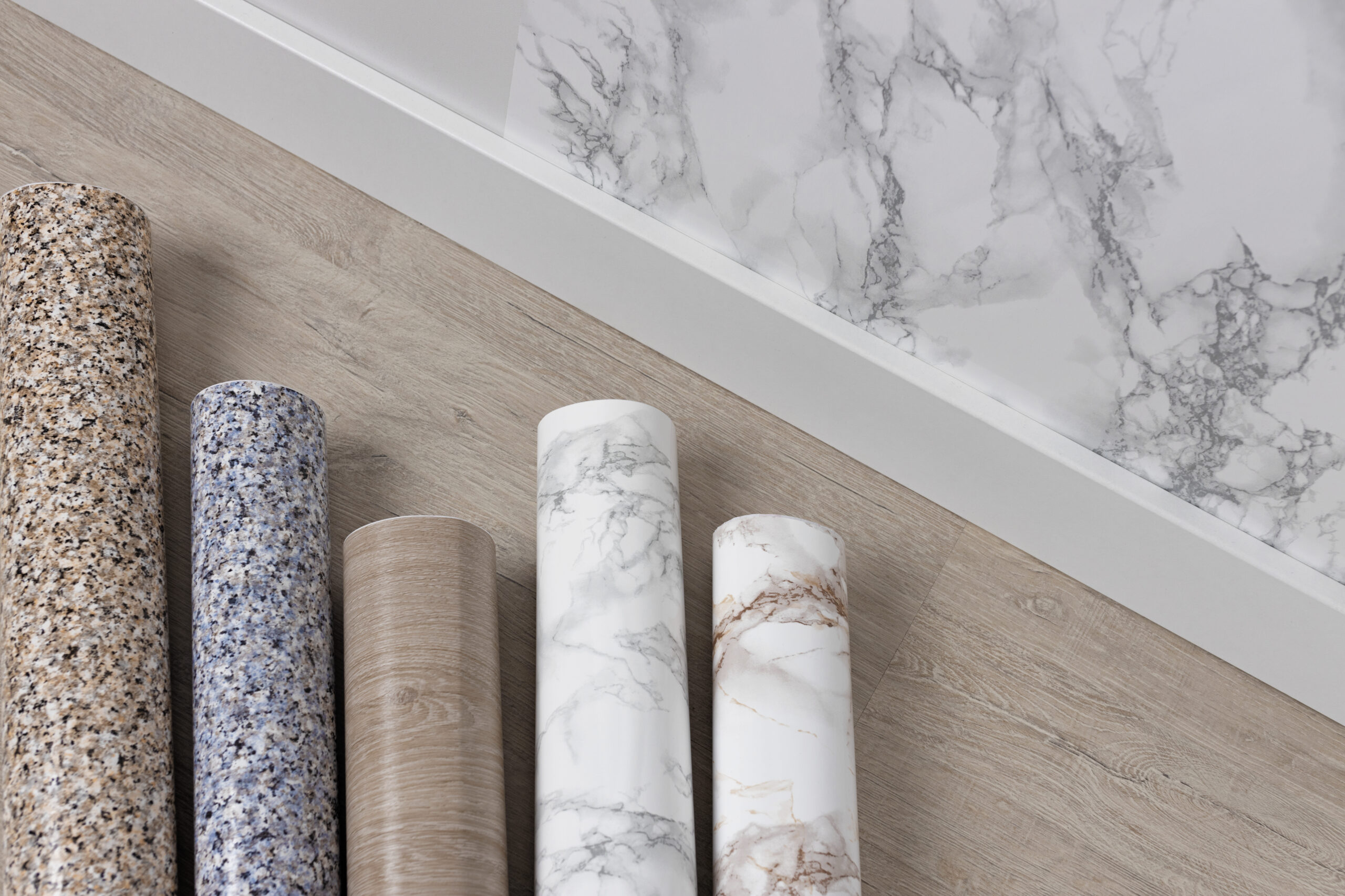 Paper Laminate vs. Plastic Laminate: Which One is Better for Your Needs?
